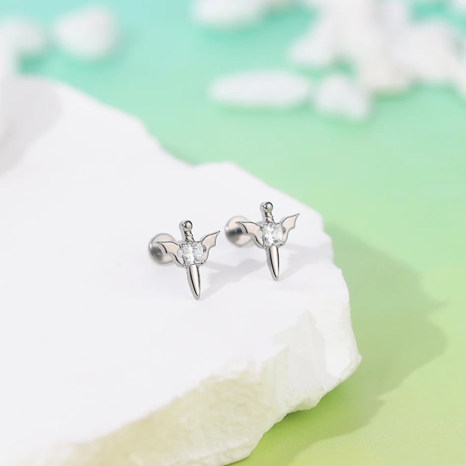 1/5PCS Titanium 16G Tragus Daith Helix Lobe Ear Piercing for Women Leaf Star Zircon Cartilage Stud Earring Piercing Jewelry Gift