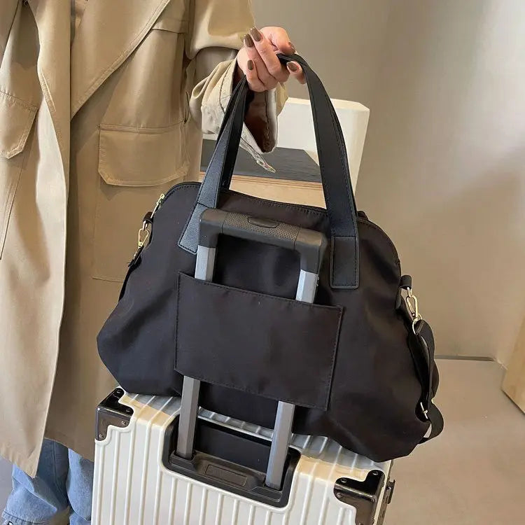 Sanrio large-capacity black travel bag KT business trip luggage bag Hello Kitty bow casual cartoon bag convenient backpack