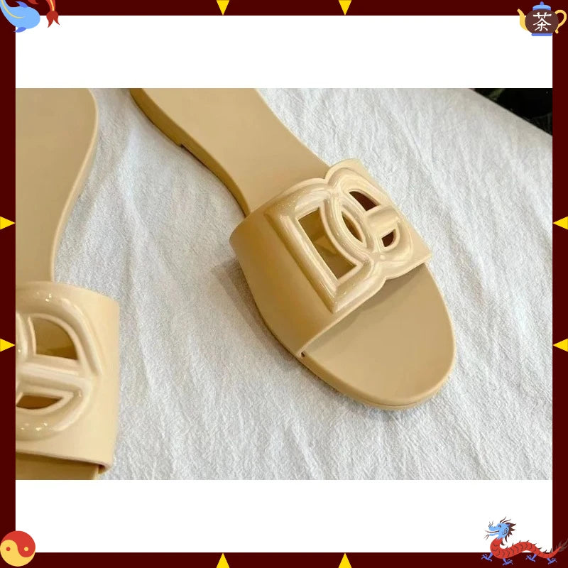 Women's Slippers New Summer Thick sandals One-word Toe Flat Beach Jelly Women's Shoes Large Size