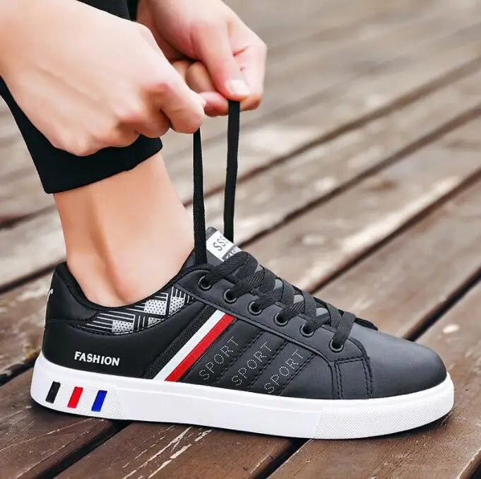 Men Flats Shoes Men's Sneakers Spring Autumn 2024 Outdoor Sport Shoes for Men Fashion Vulcanized Shoe