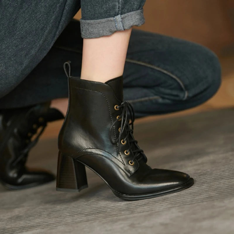 New Autumn/Winter Women Boots Cow Leather Fashion Women Shoes Square Toe High Heel Shoes for Women Lace Up Modern Short Boots