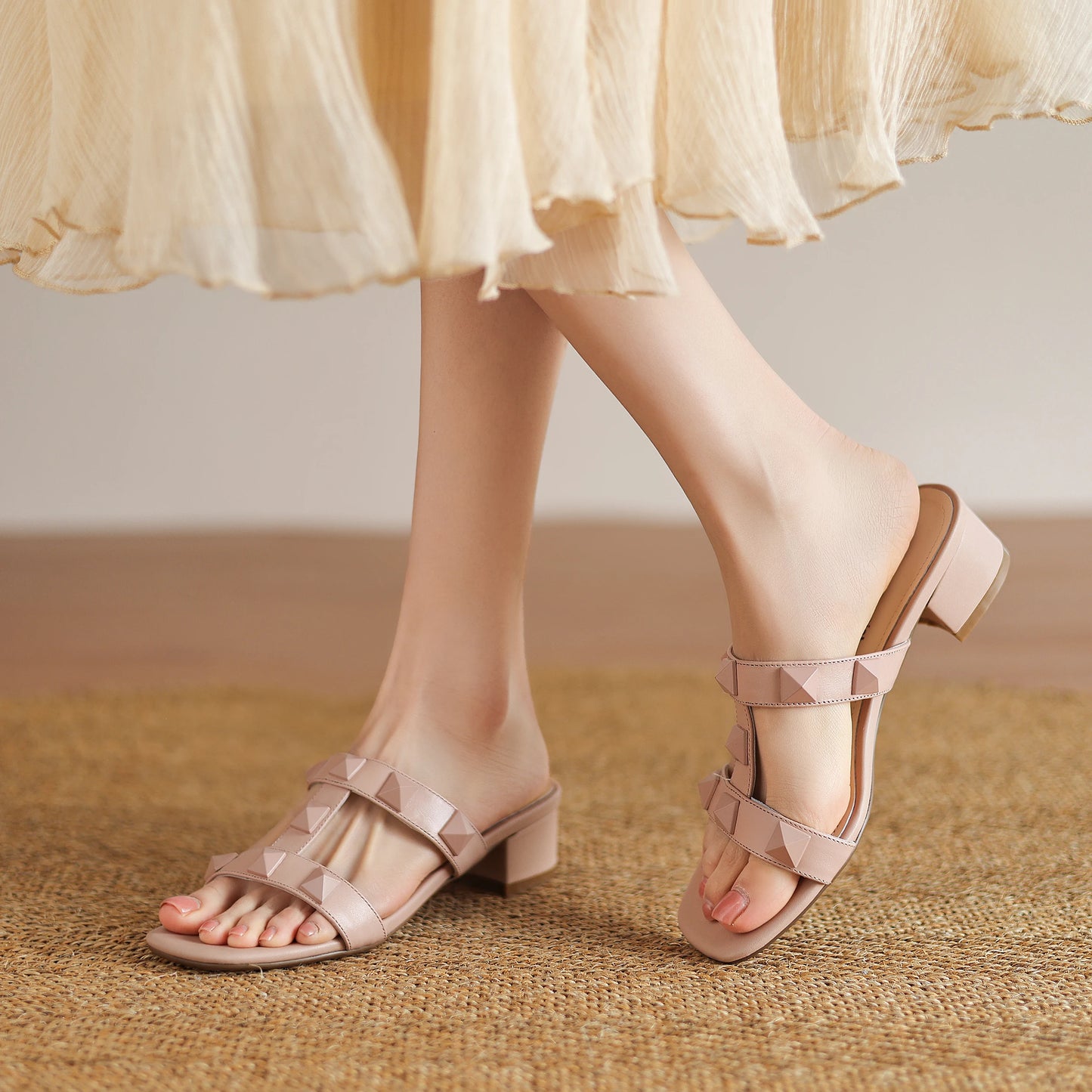 Heeled sandals women's sandals summer  trend luxury Gladiator Genuine Leather Heeled Slippers Rivets Strappy High Heels shoe
