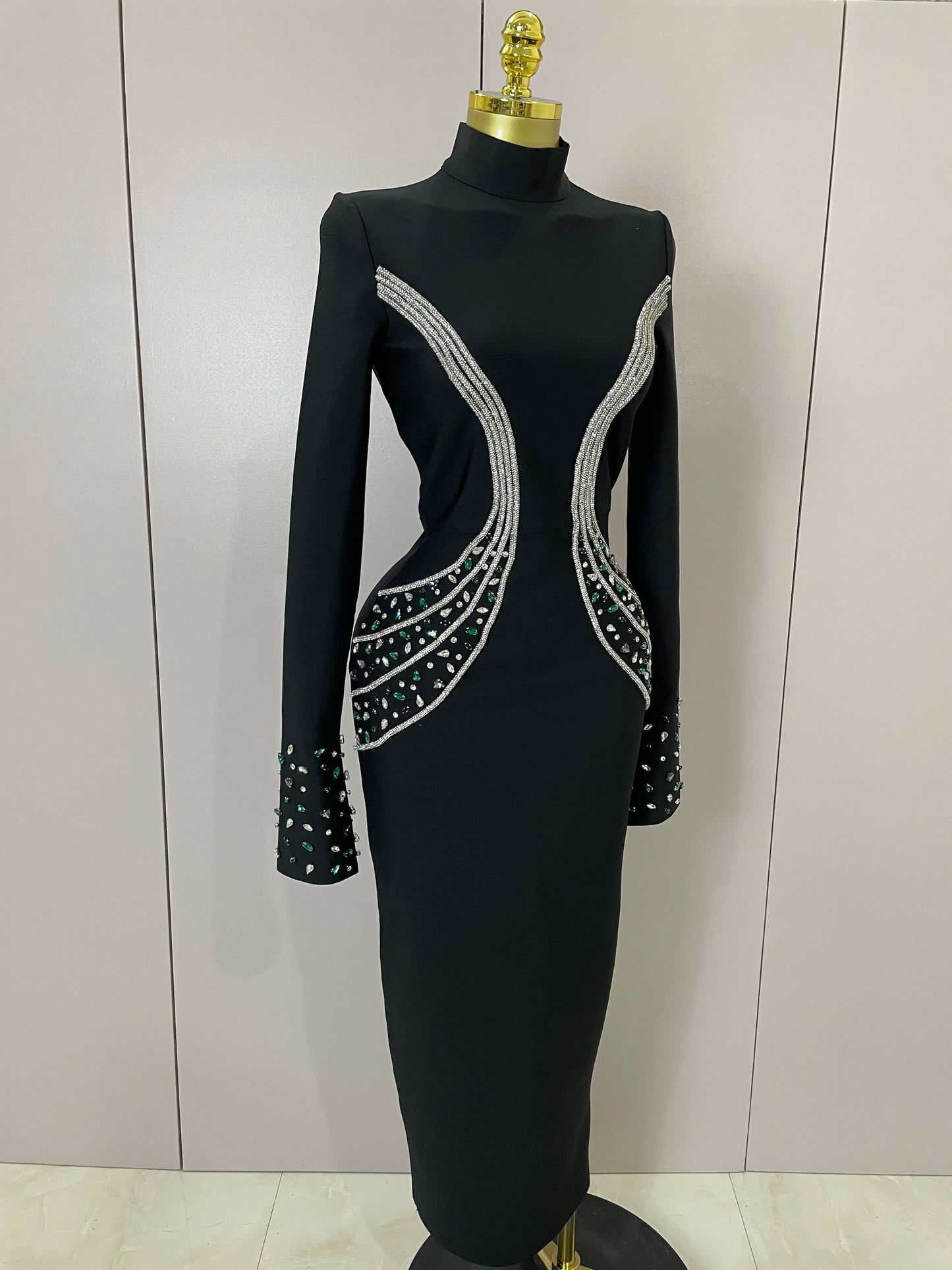 Women High Quality Black Color Long Sleeve Sexy Shiny Crystal Bodycon Long Bandage Dress Evening Birthday Party Cocktail Dress