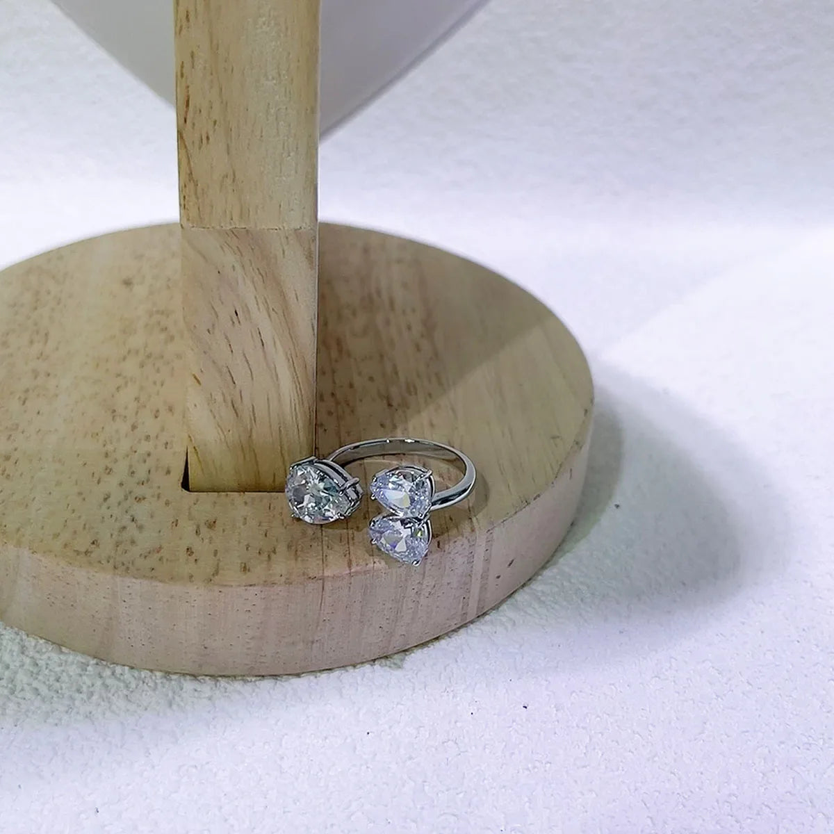 Rings Sales Trend Luxury Brand High Quality Jewelry Original Shiny Christmas Birthday Cocktail Party Engagement Gift for Women