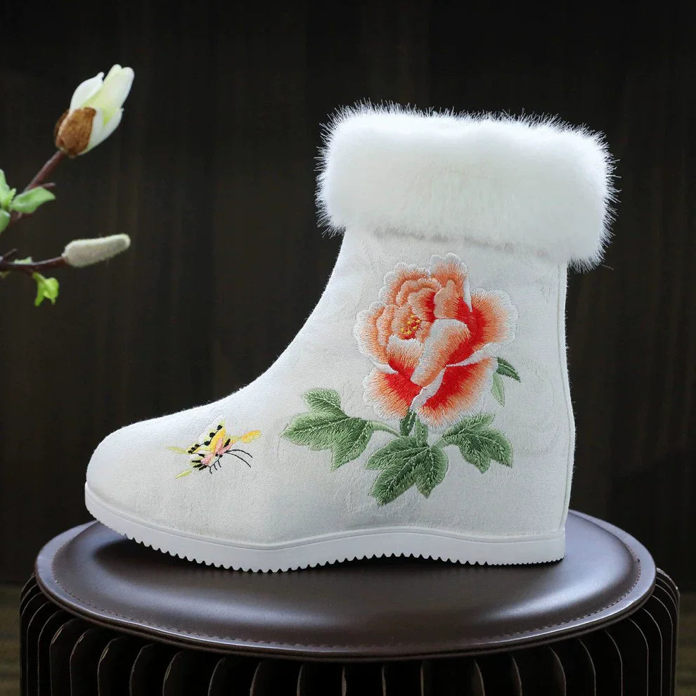 Winter Fashion Shoes Embroidered Fur Boots For Woman Bota Ancient Costume Botines Para Mujeres Hanfu Women's Boots Botas Mujer