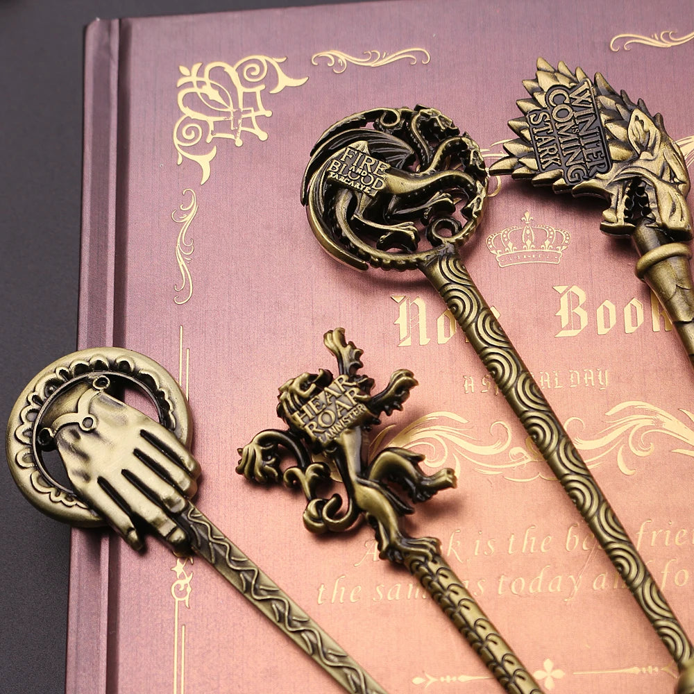Movie Game of Thrones Hand of the King Song of Ice and Fire Makeup Brushes Set Foundation Blending Brush Female Makeup Tools