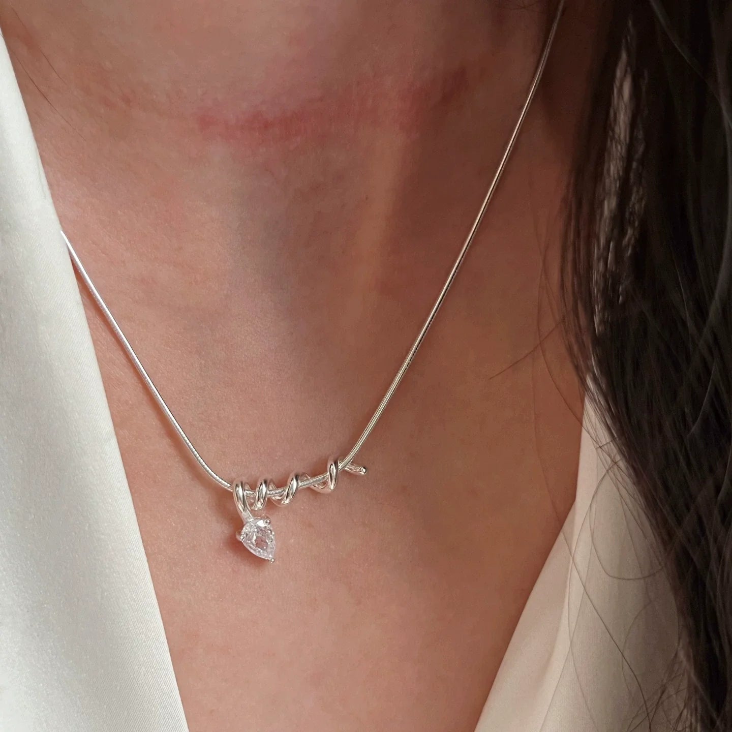 VENTFILLE  925 Sterling Silver Black Agate Necklace for Women Girl Snake Bone Chain Water Drop Jewelry Gift Dropshipping