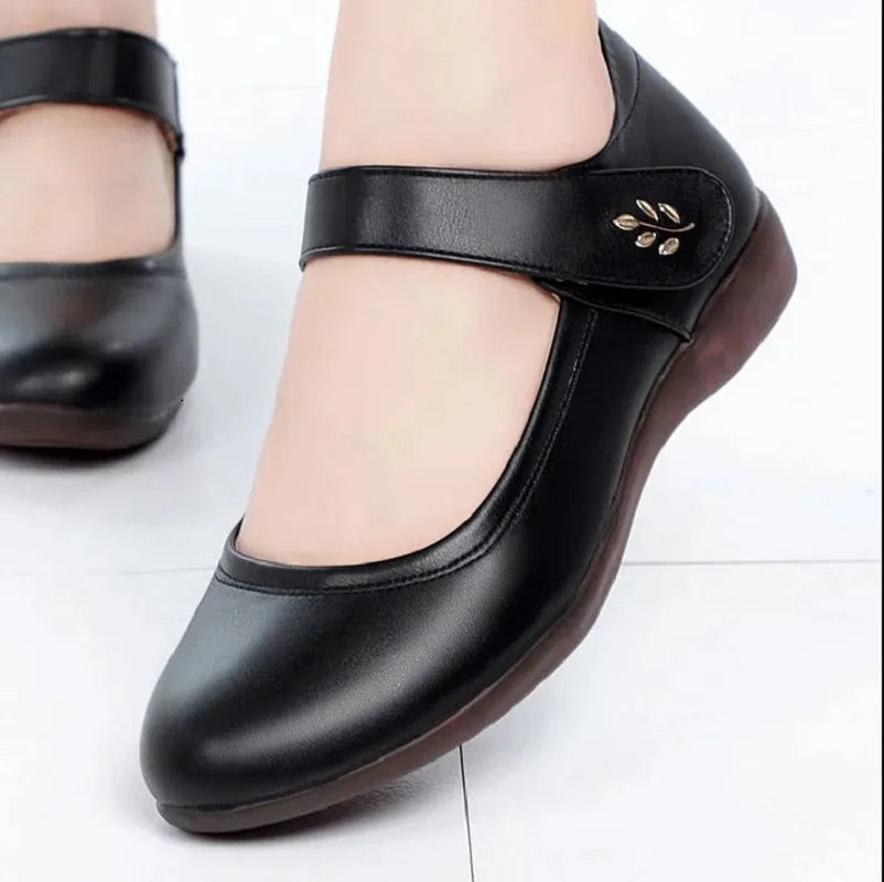 Zapatos De Mujer Women Cute Comfort Buckle Strap Black Patent Leather Height Increased Shoes Lady Cool Wine Red Heel Shoes E818