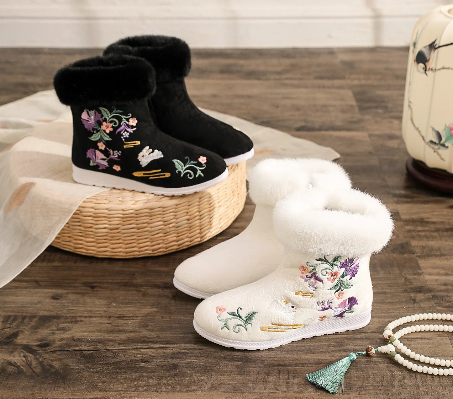 Winter Fashion Shoes Embroidered Fur Boots For Woman Bota Ancient Costume Botines Para Mujeres Hanfu Women's Boots Botas Mujer