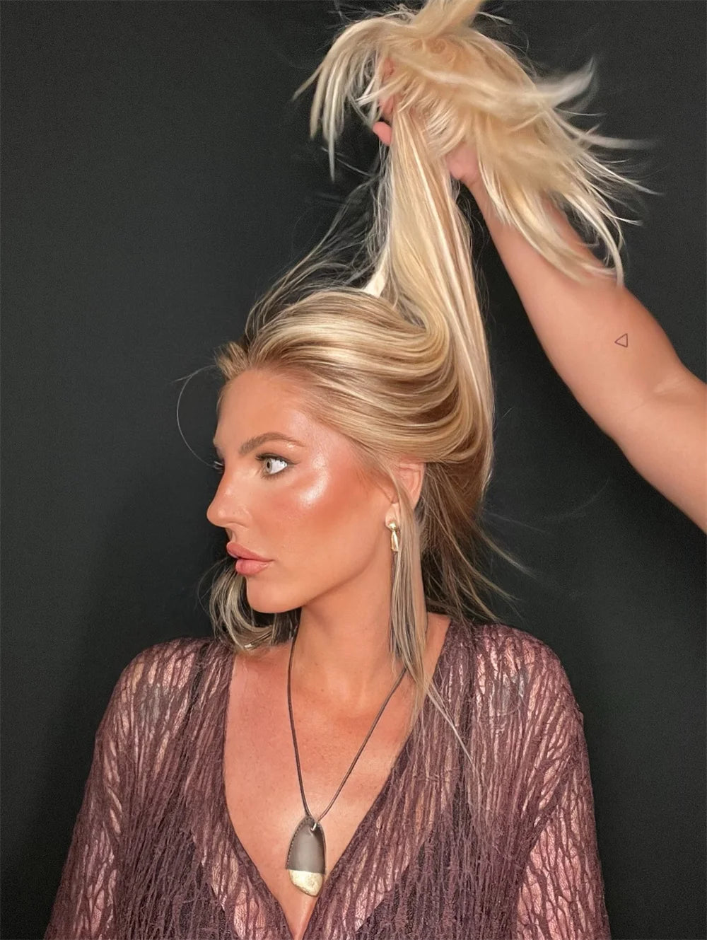 Luxury Women's Wig Synthetic Lace Front Wig Mixed 5%Human Hair Golden Blonde Highlights Natural Straight Wig Ash Roots Small Cap
