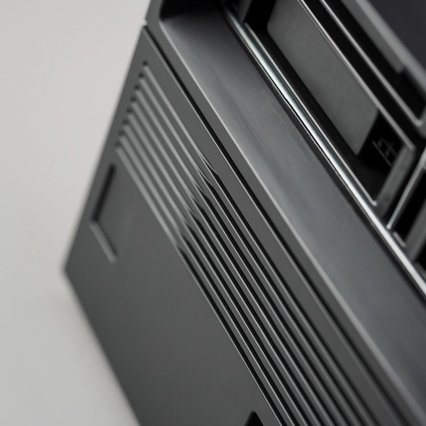 Beverly Little Treasure 4-Bay Full Tower NAS Enclosure SFX Power Supply ATX Motherboard Server with Fan Feiniu Heiqun UNRAID
