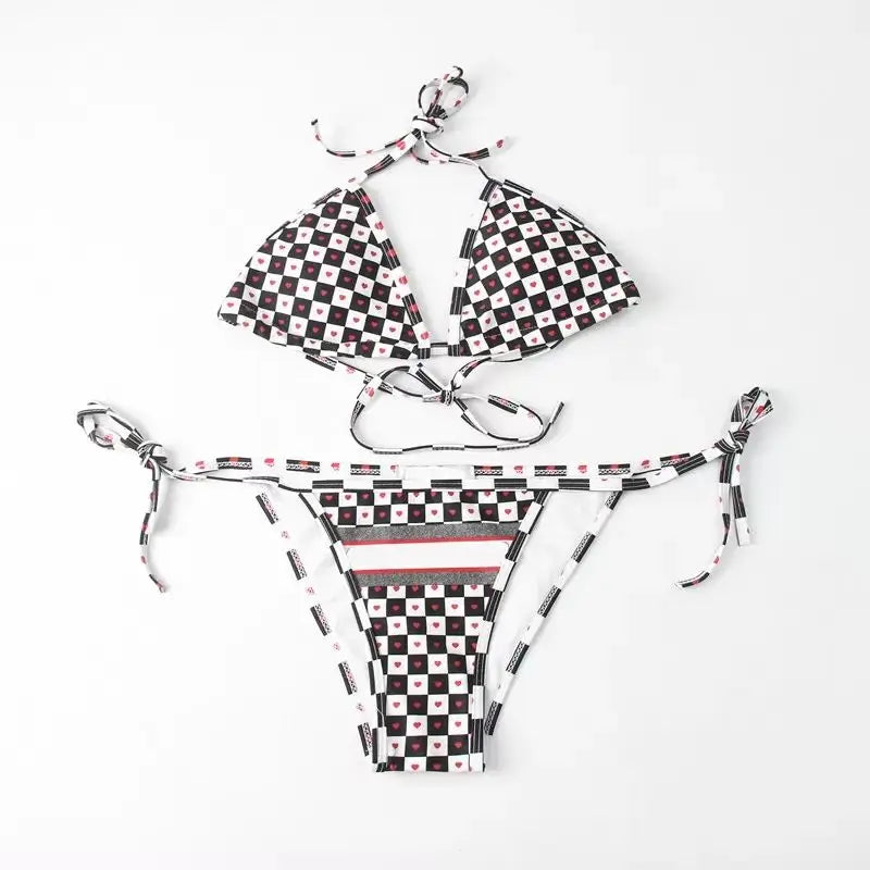 2025 Summer New Women's Outdoor Beach Swimsuit Sexy Hanging Neck Strap Split Bikini