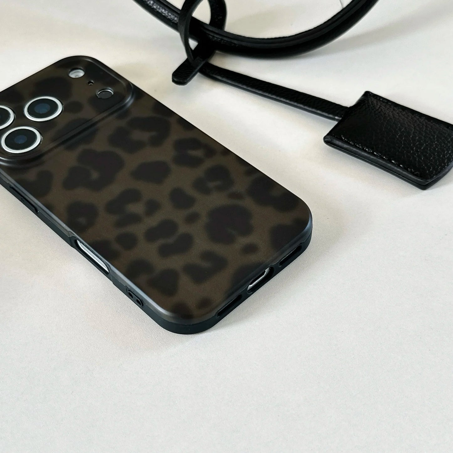 Retro Stylish Amber Color Lamber Pattern Glossy Phone Cover Case for iPhone 17 16 15 14 13 12 Pro Max Plus Air