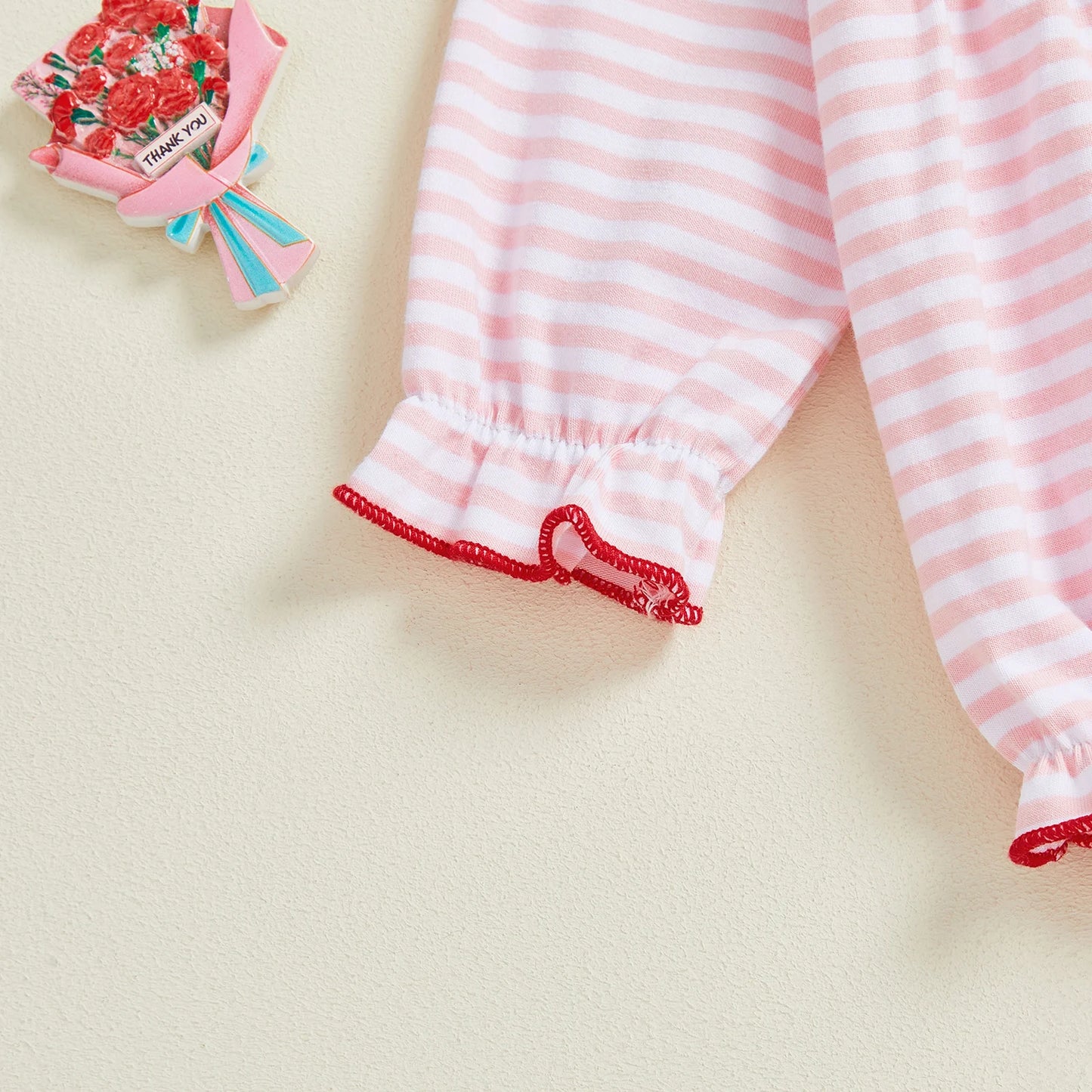 0-18M First Valentines Day Baby Girl Outfit Newborn Heart Smocked Bubble Romper Bodysuit Cute Valentines Day Baby Clothes