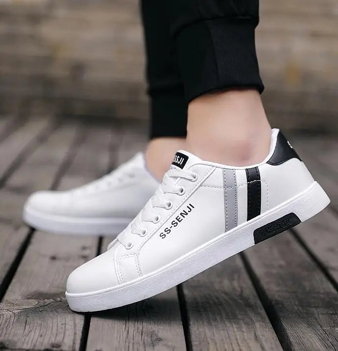 Men Flats Shoes Men's Sneakers Spring Autumn 2024 Outdoor Sport Shoes for Men Fashion Vulcanized Shoe