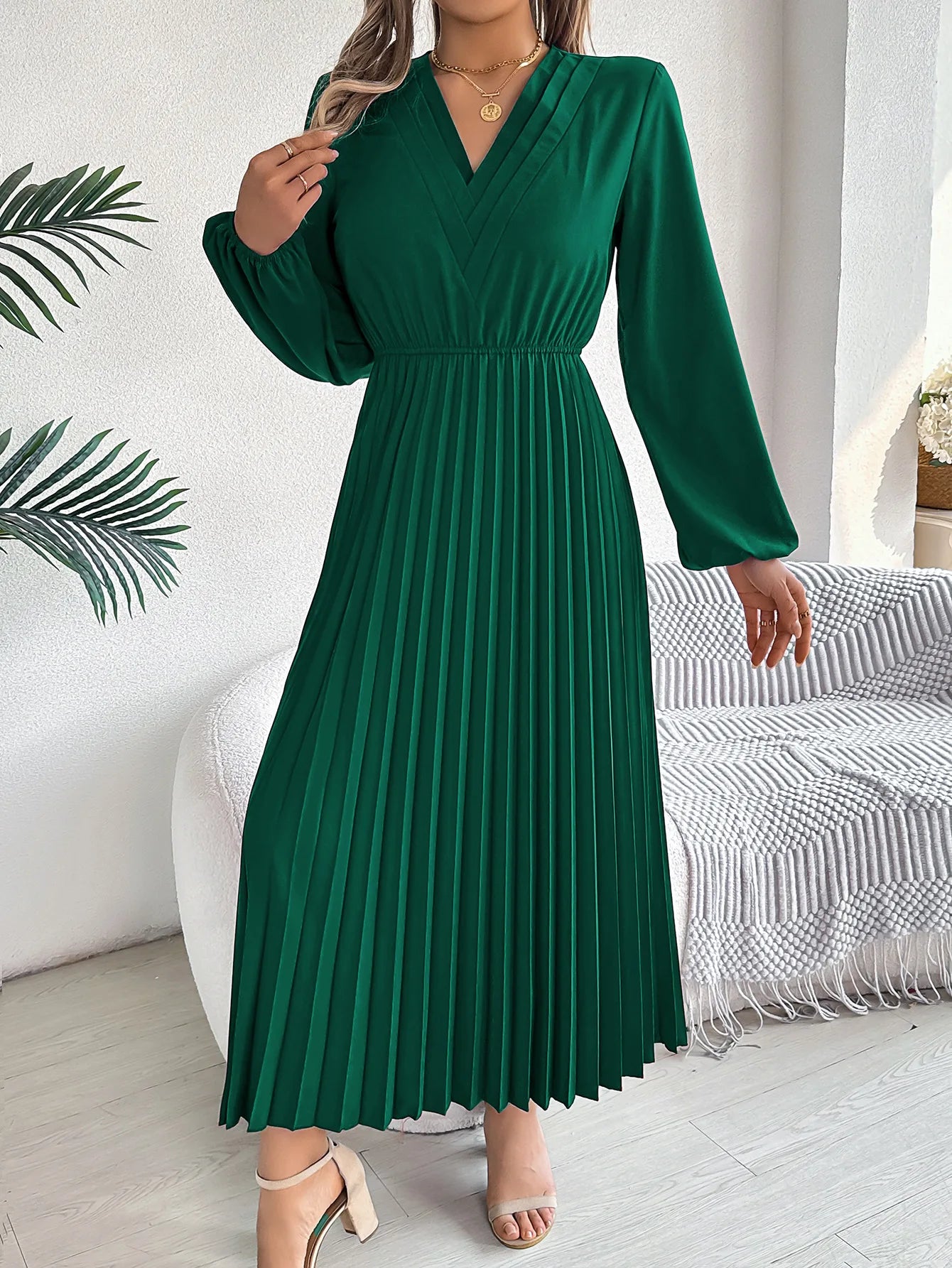 Women's Elegant Solid Color V-Neck Waist-Cinching Long Sleeve Midi Dress with Pleated Ruffles | Spring Autumn Fashion