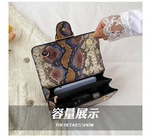 Light Luxury Elegant Retro Niche Heavy Work Design Crossbody Bag Stylish High End Purse for Women