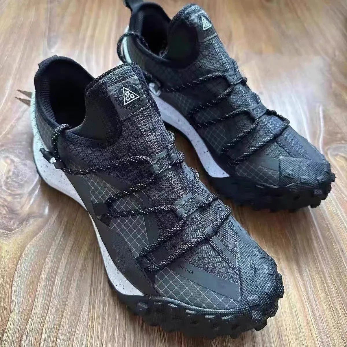 Waterproof Non-Slip Hiking Mountaineering Shoes Men's Women's Outdoor Rubber Sole Low Top EVA Breathable Trekking Shoes