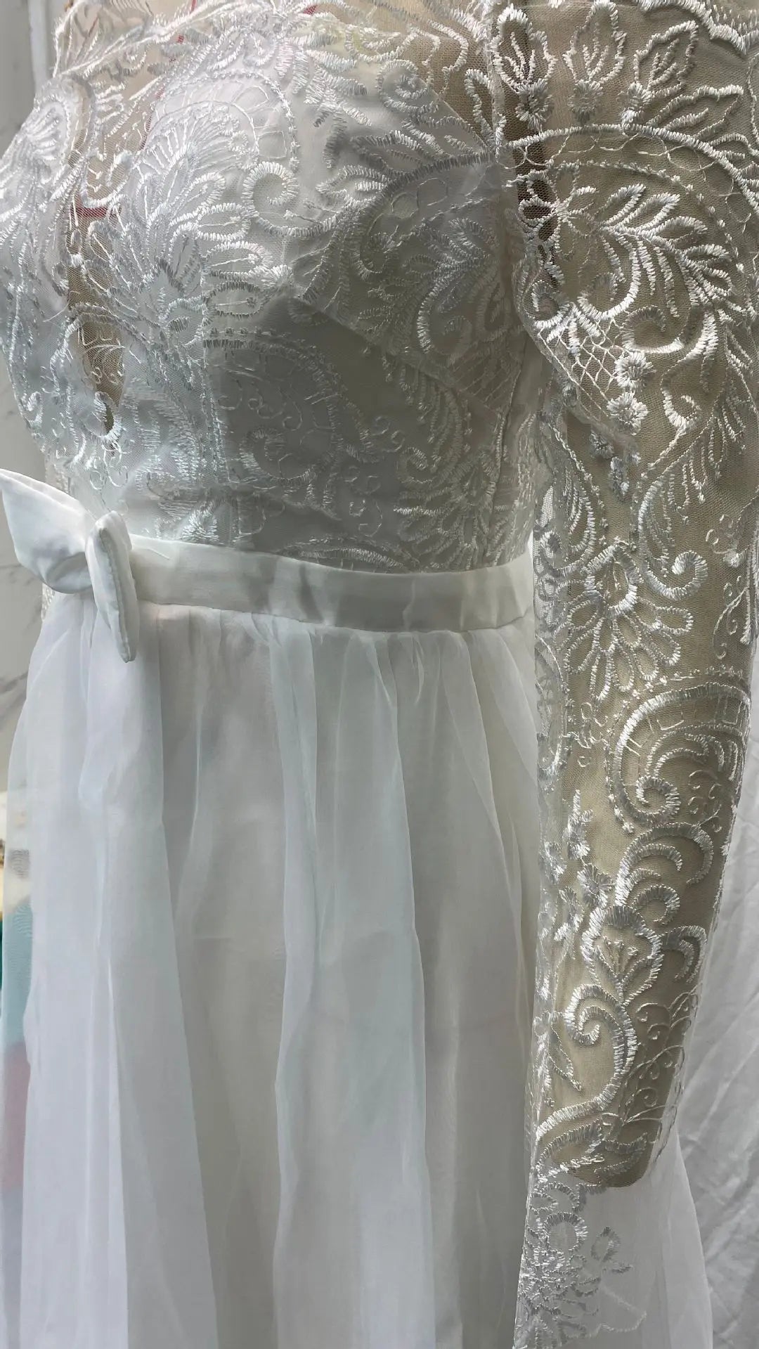 Fashionable Slim Fit V-Neck Lace Trimmer Wedding Dress with Train Elegant Style Polyester Fabric High Waist Long A- Line Skirt