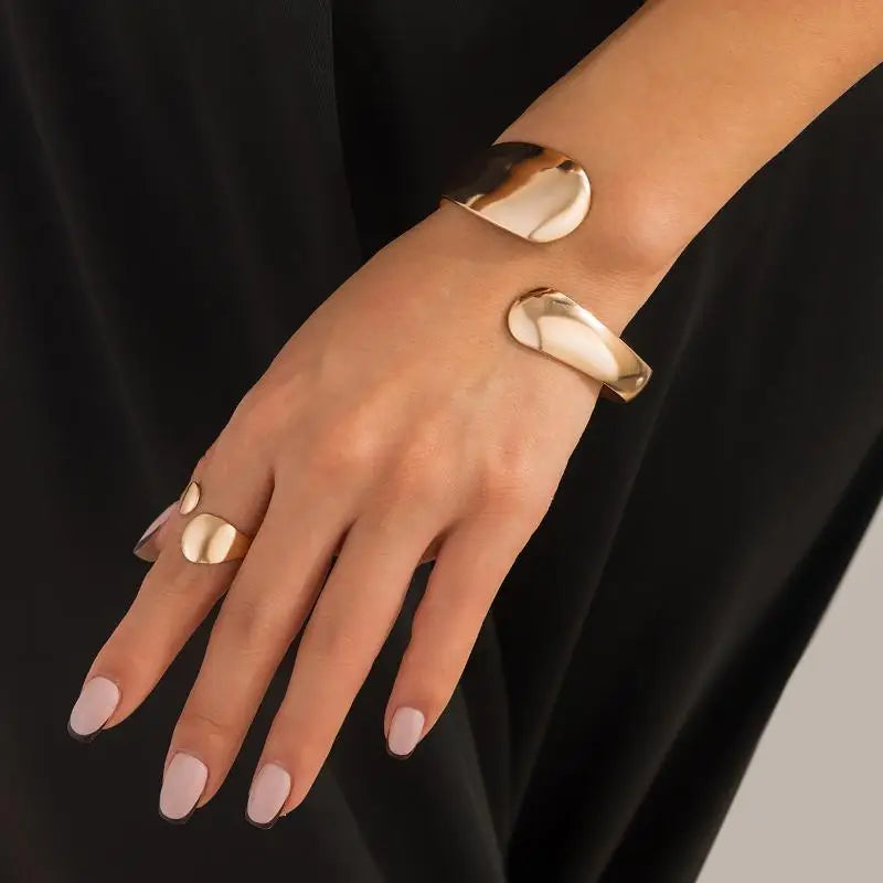Minimalist Geometric Metal Bracelet and Ring Set Chic Fashion Jewelry for Party or Daily Wear
