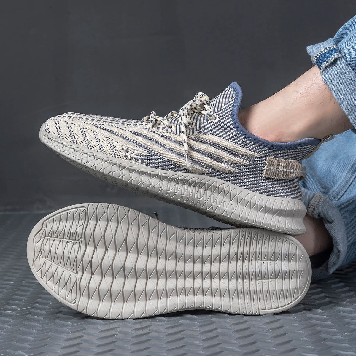 2023 Mesh Men casual shoes Summer Breathable Sneakers Comfortable Lightweight Walking Footwear Male Running Sport Shoes