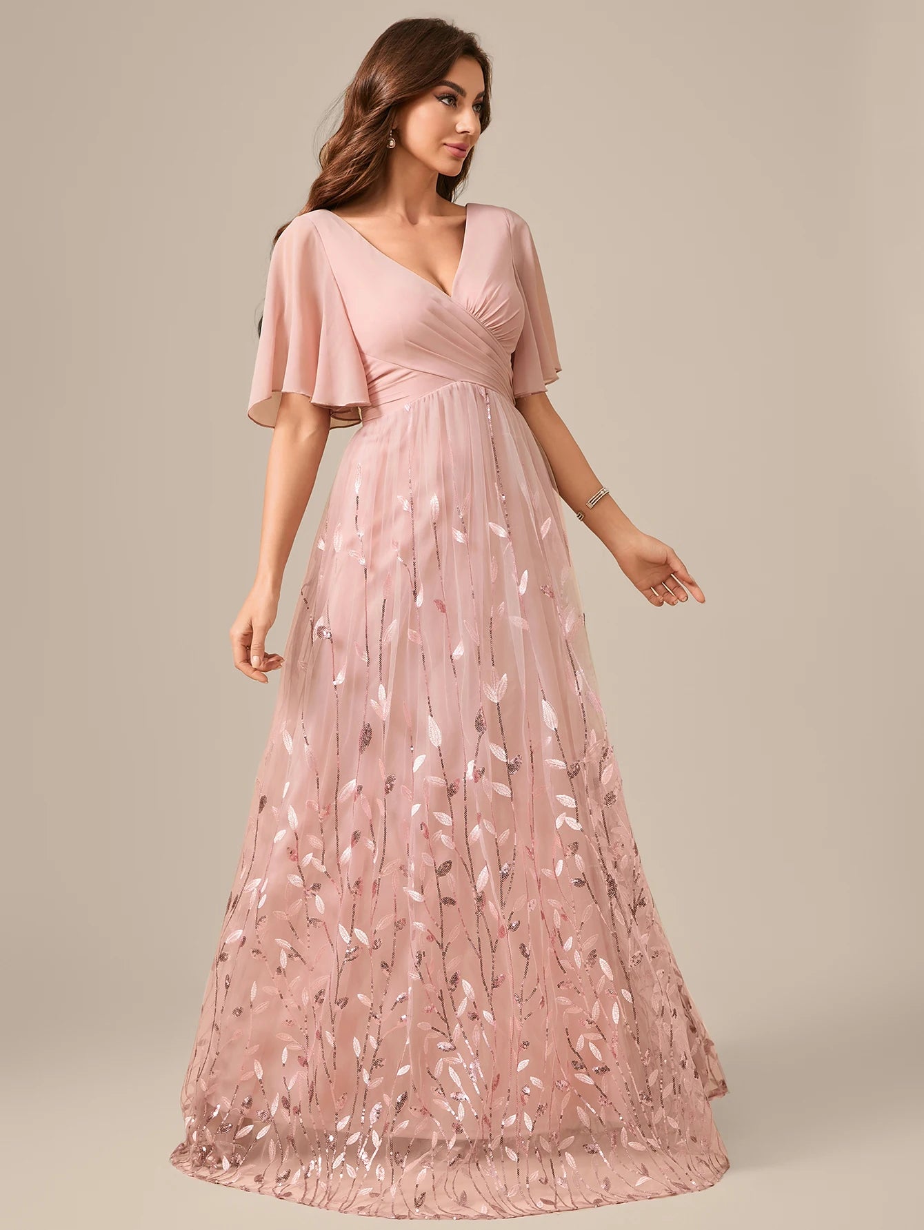 UNITHORSE Random Cutting V-neck Lace-Trimmed Sleeves Chest Pleats Leaf Pattern Tulle Patchwork Evening Dress