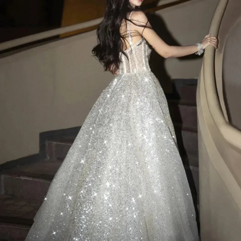 Customized  Sequined Special Events A-Line Evening Dress Spaghetti Straps Sweetheart Beach Backless Bridal Dress Robes De Soirée