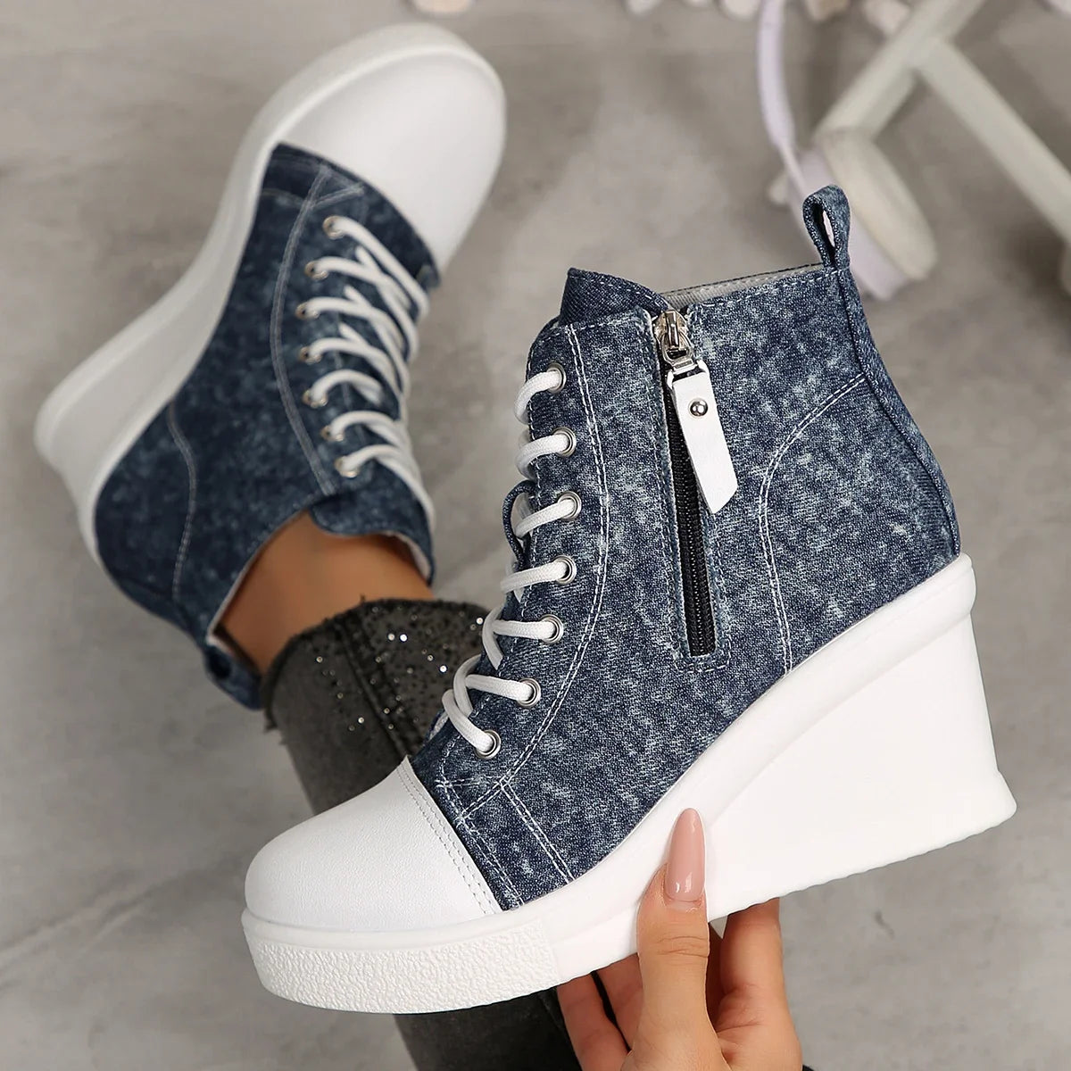 2025 New Women High Top Wedge Sneakers Blue Camouflage Shoes Woman Fashion Lightweight Lace Up Platform Ankle Sneakers Women