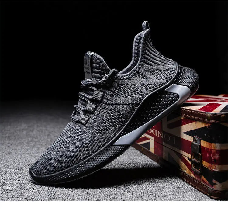 Men Casual Running Shoes Breathable Outdoor Sport Shoes Men Lightweight Facial Elastic Soft Bottom Casual Shoe Training Footwear