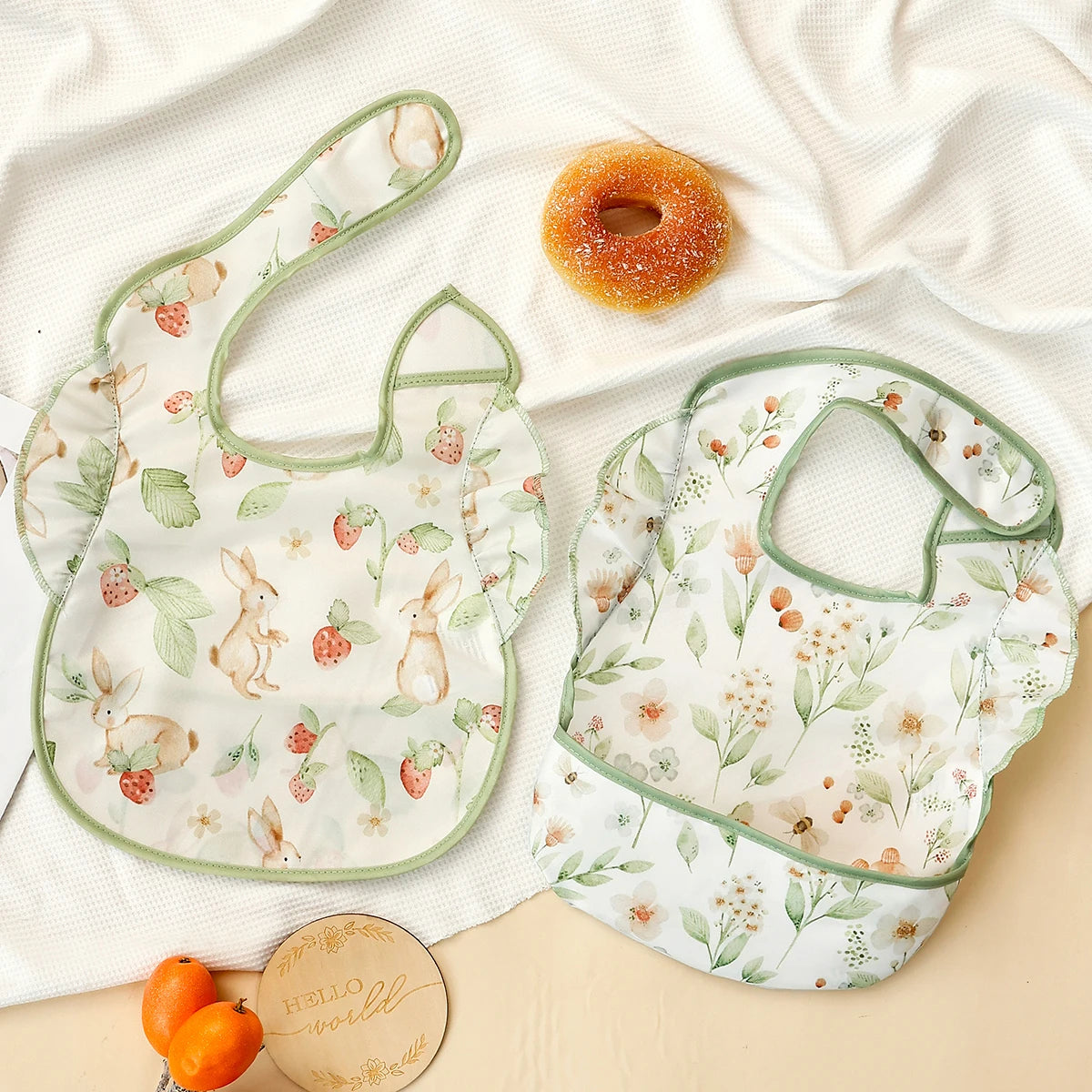 2Pcs/Set 100%Polyester Waterproof Baby Bibs,Lively and Adorable Shoulder Design Sleeveless Smock Feeding Bib Apron