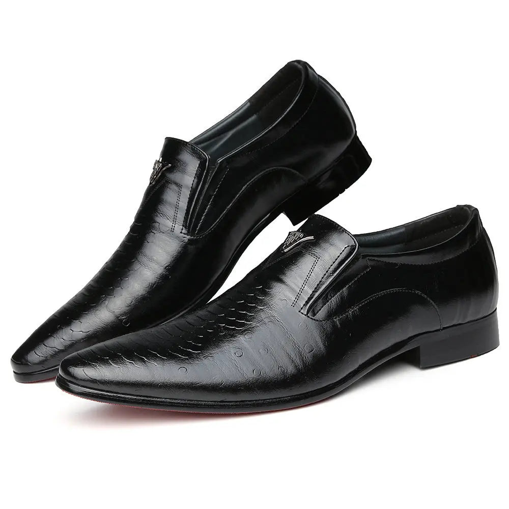 Retro Men's Dress Shoes Summer Casual Office Business Shoes Pointed Toe Leather Shoe Flat Slip-on Shoes for Men Luxury Loafers