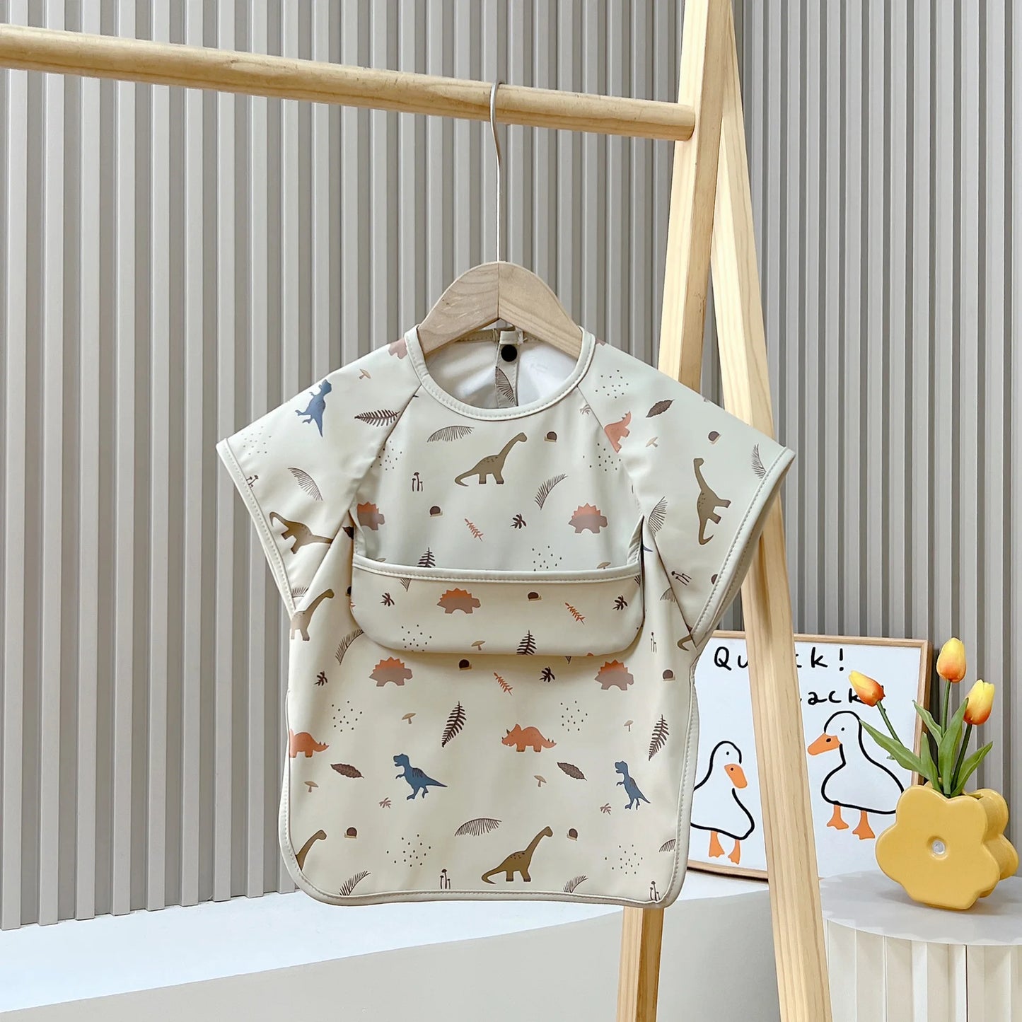 Newest Cute Baby Waterproof Bib Toddler Baberos Bavoir Short Sleeve Apron Cartoon Animals Children Feeding Smock Bib Baby Stuff