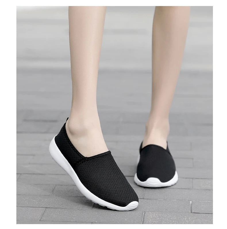 Breathable Women Running Shoes Lightweight Anti-slip Female Sports Shoes Outdoor Soft Loafers Women's Sneakers Fashion Tennis