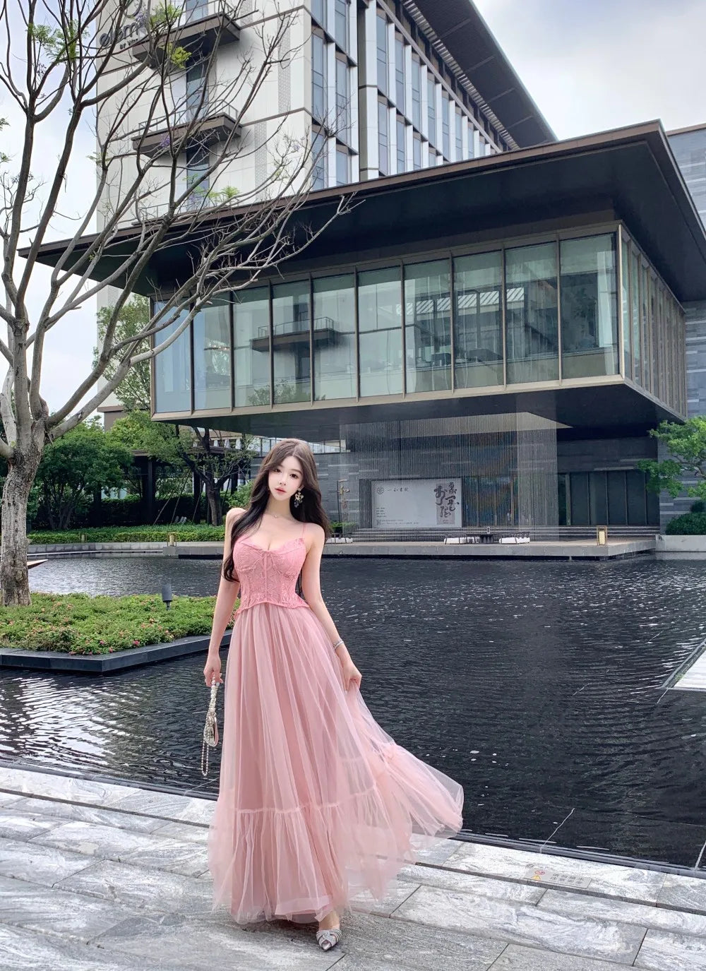 2025 French Elegant Luxury Evening Dress Women Chic Gown Fashion Mesh Lace Party Dresses Heavy Craftsmanship Boned Wedding Dress