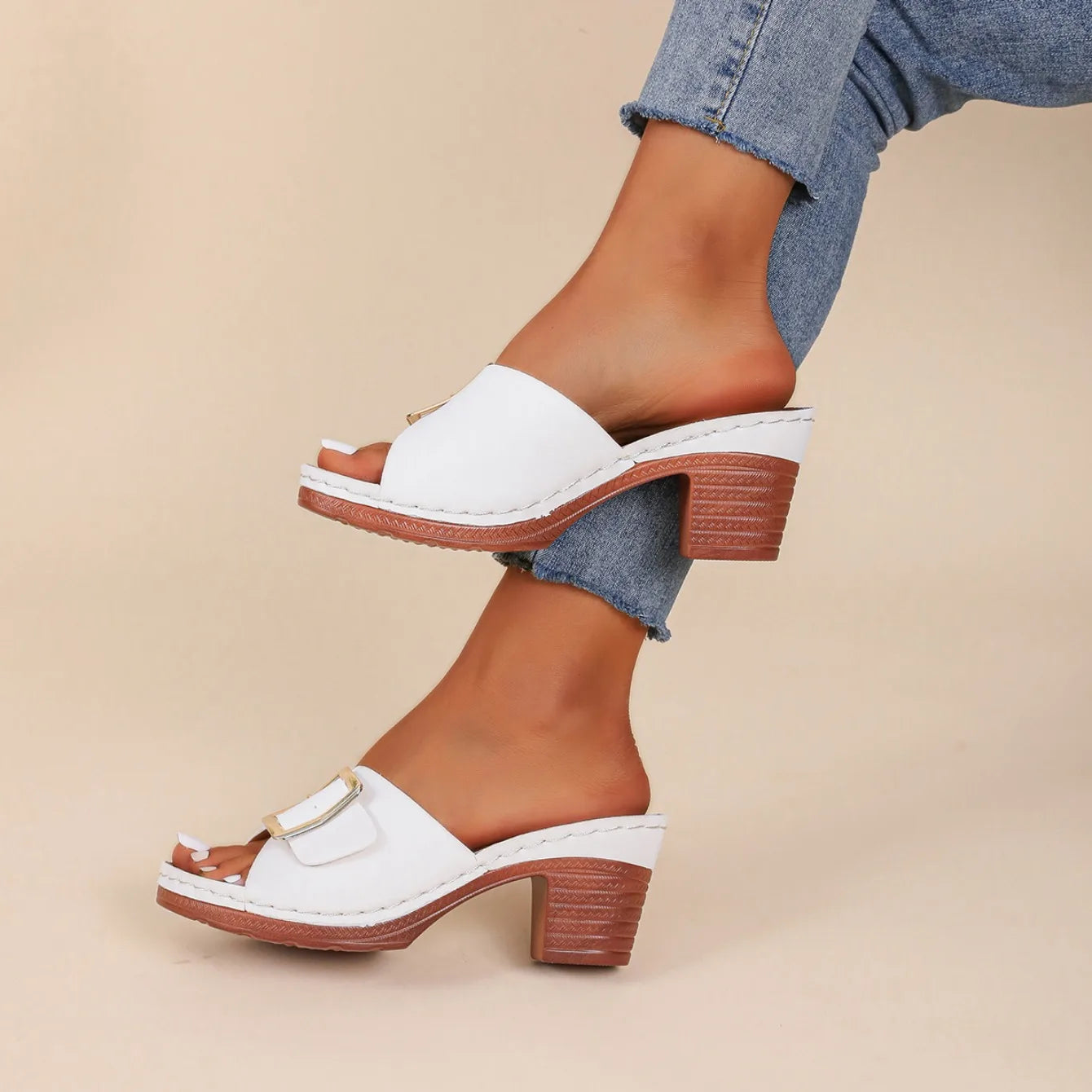 Women Sandals Summer New Fashion Soft Platform Shoes Ladies Chunky Heels Buckle Designer Slippers Outdoor High Heels Sandals