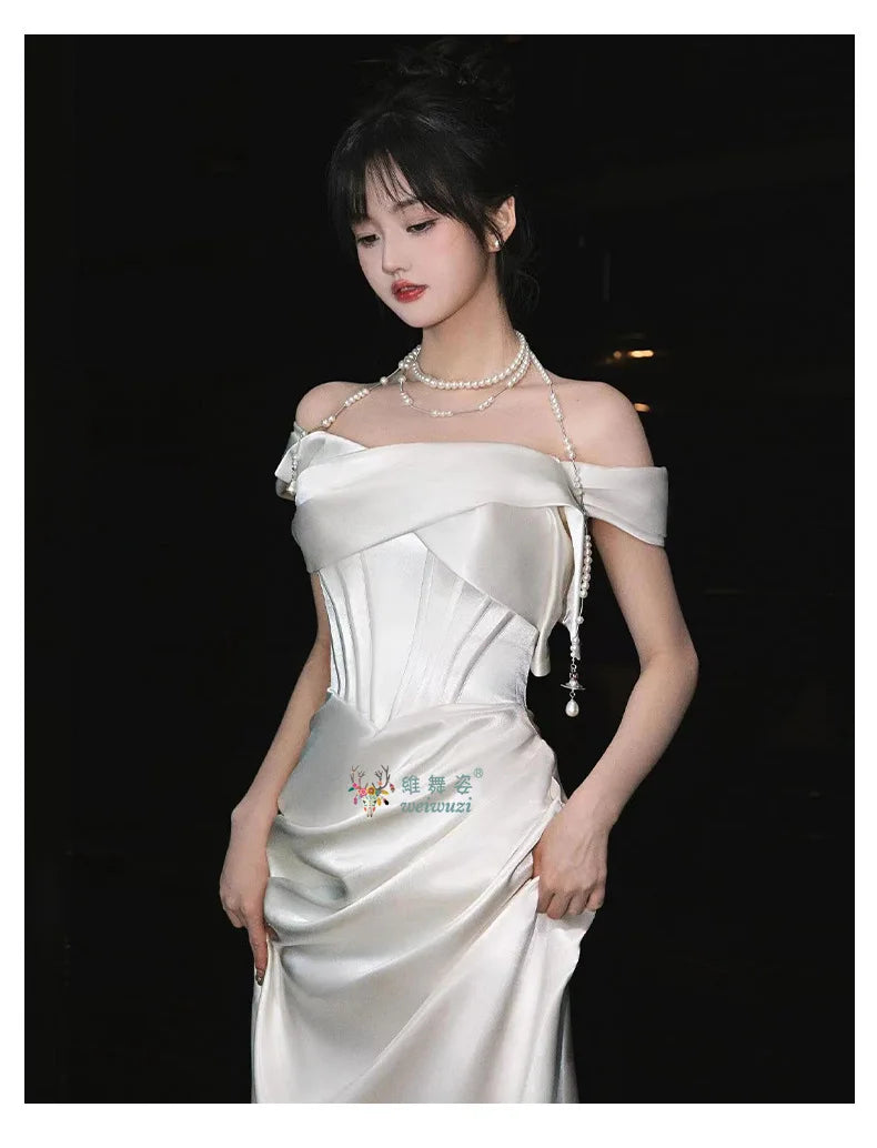 French Style Luxury Pleat Satin Strapless Light Wedding Bridal Dress Off-Shoulder Light Wedding Dress Birthday Party Prom Gowns