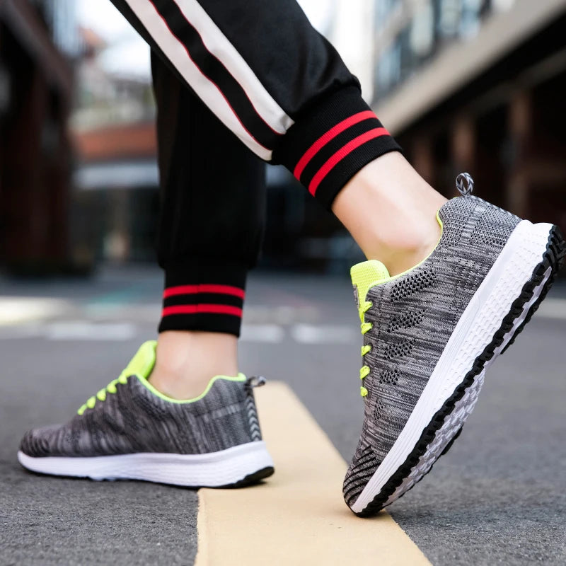 Breathable Women Running Shoes Lightweight Anti-slip Female Sports Shoes Outdoor Soft Women's Sneakers Lace Up Fashion Tennis