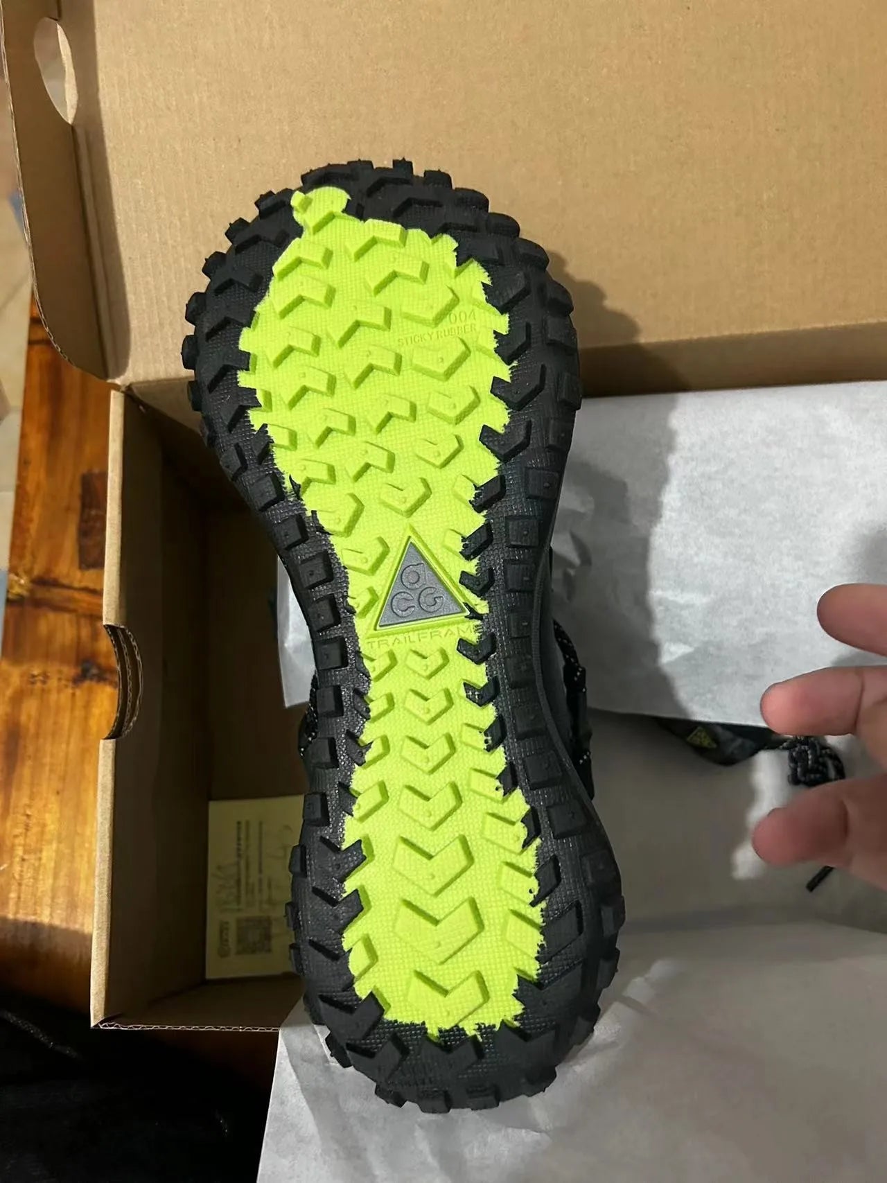 Waterproof Non-Slip Hiking Mountaineering Shoes Men's Women's Outdoor Rubber Sole Low Top EVA Breathable Trekking Shoes