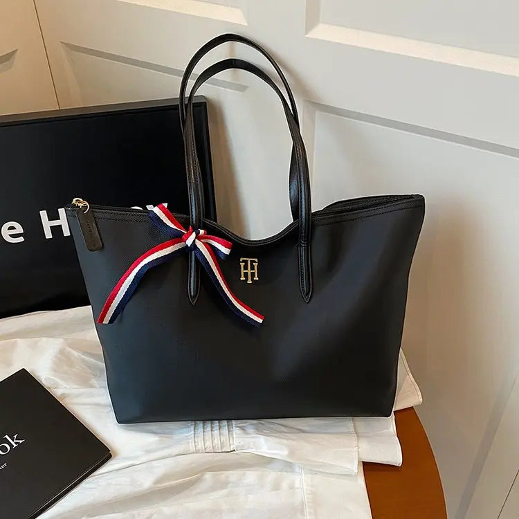 Vintage Elegant Diaper Bag: Luxury Crossbody Handbag For Women With Designer Letter Logo And Large Capacity Tote Function