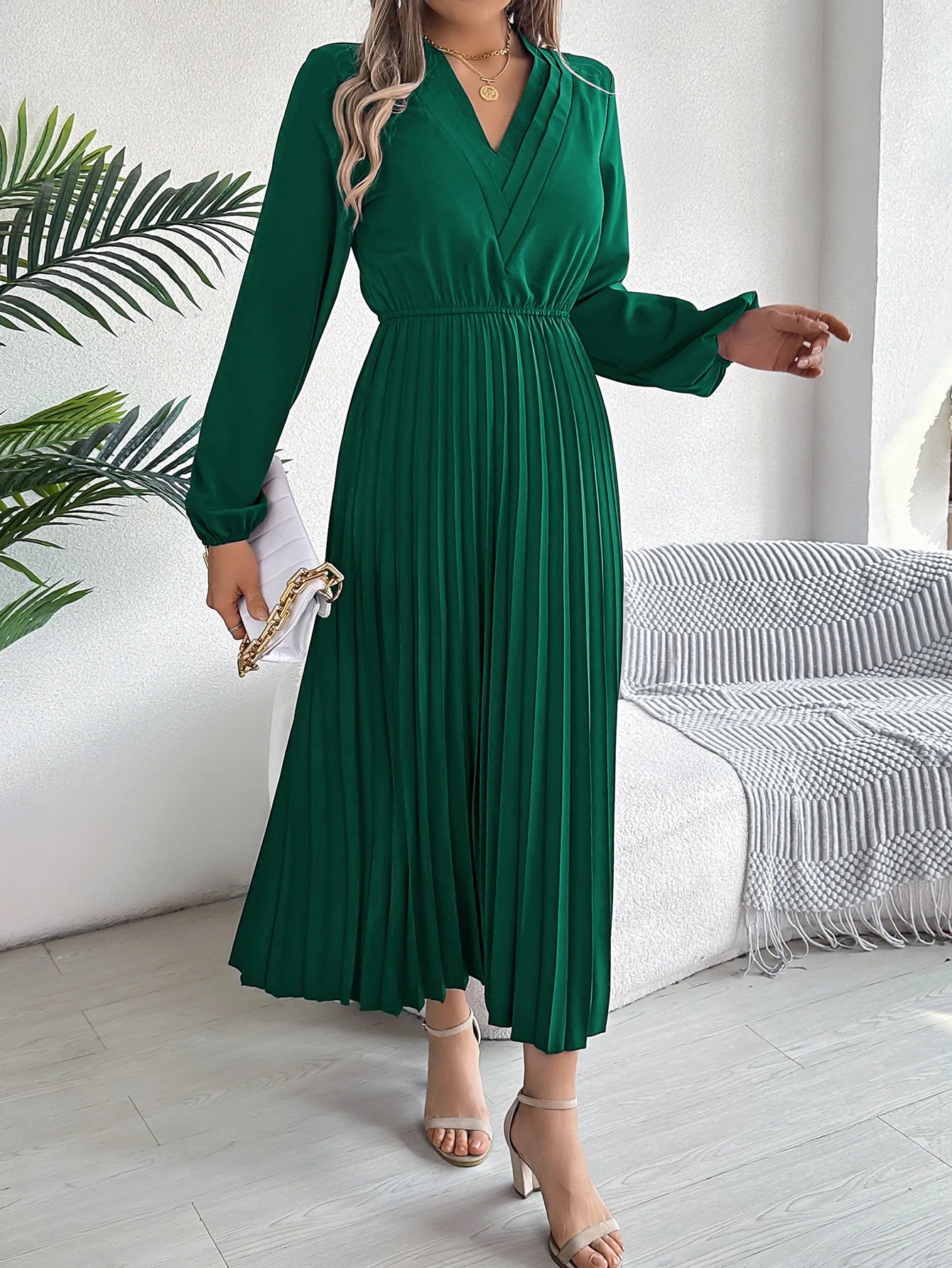 Women's Elegant Solid Color V-Neck Waist-Cinching Long Sleeve Midi Dress with Pleated Ruffles | Spring Autumn Fashion