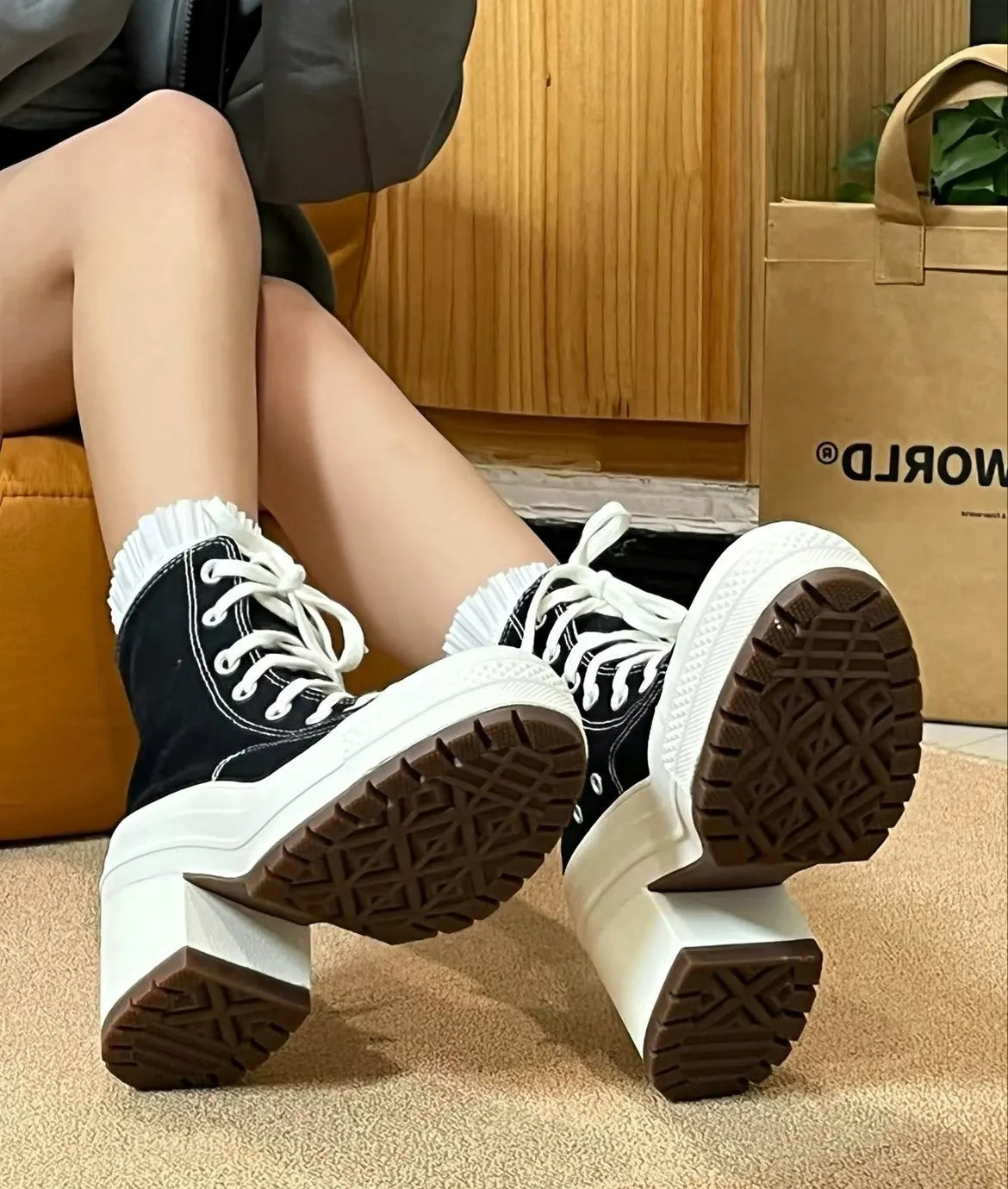 Women Platform Sneakers Designer Women Boots Fashion Outdoor Vulcanize Shoes Women High Top Canvas High Heels Plus Size 36-42