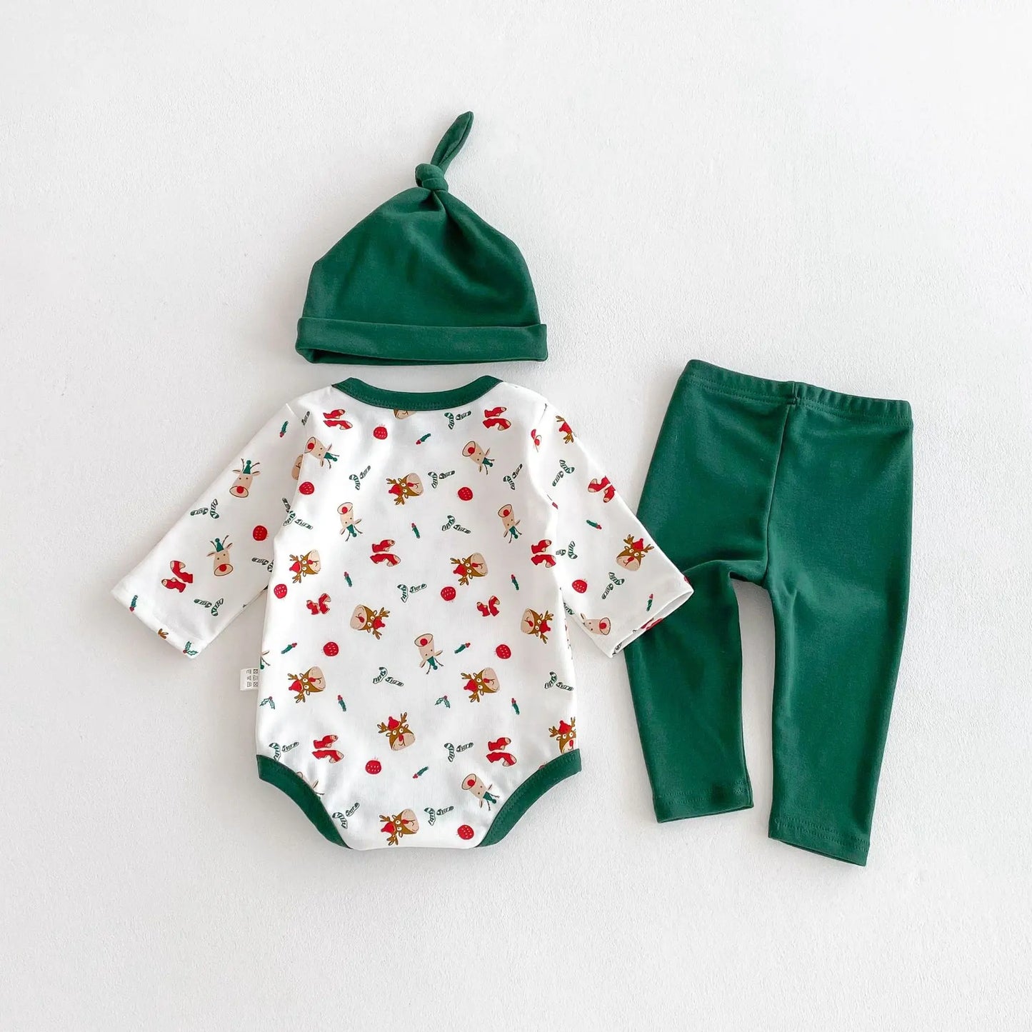 New Spring Autumn Baby Christmas Pajamas Set Long Sleeve Santa Print Bodysuit with Pants and Hat Infant Festive Sleepwear B6076