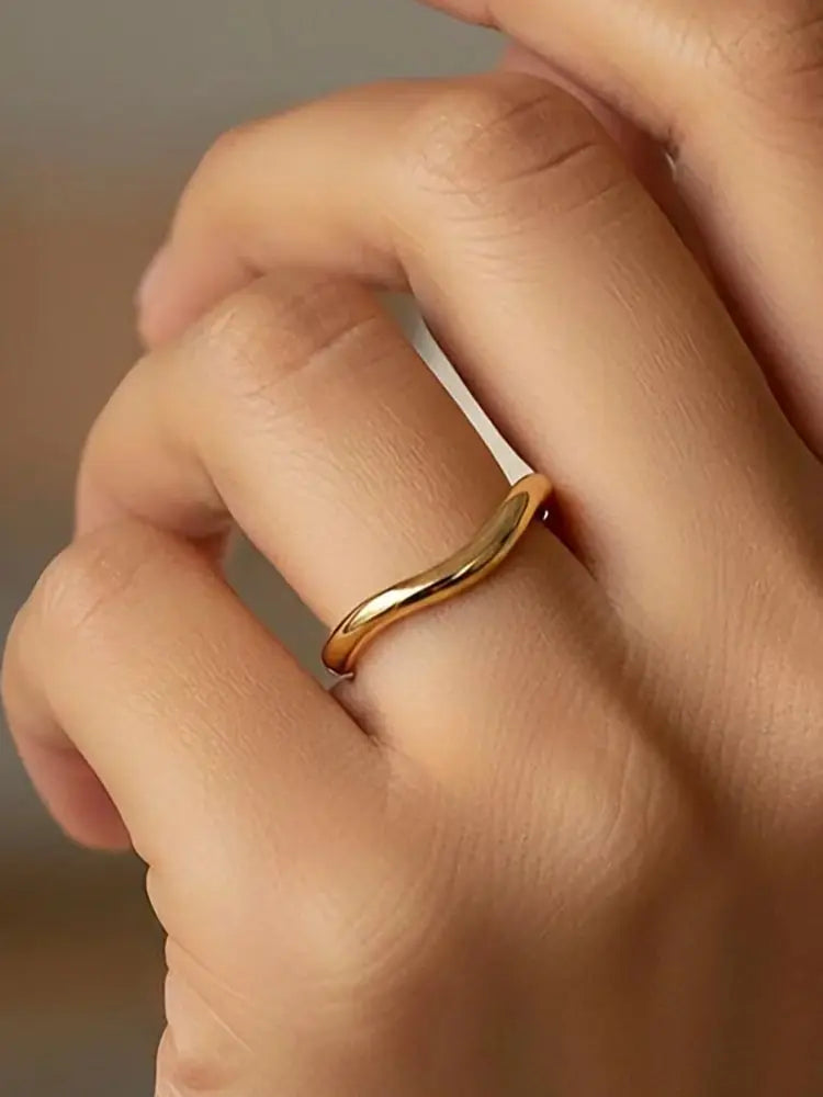 925 Sterling Silver Zircon Wave Shape Ring For Women Daily Wear Outfit Anniversary Engagement Party High Quality Fine Jewelry