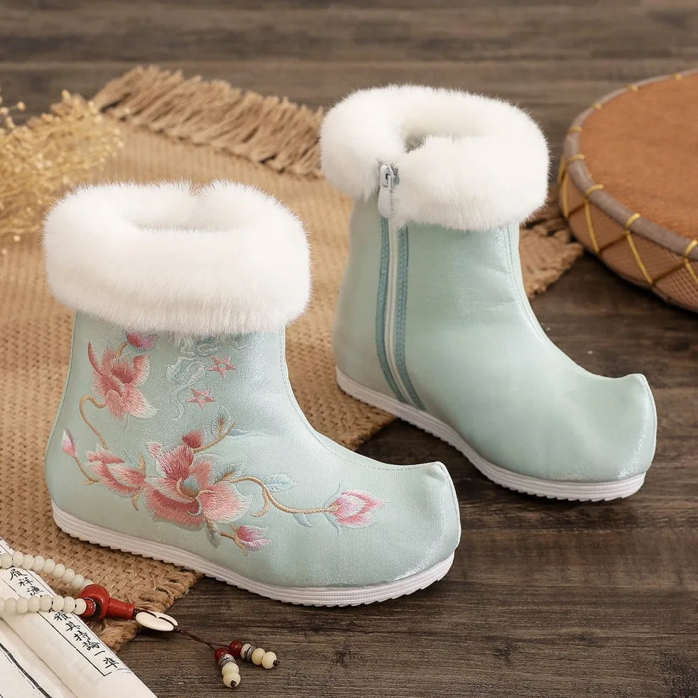 Winter Fashion Shoes Embroidered Fur Boots For Woman Bota Ancient Costume Botines Para Mujeres Hanfu Women's Boots Botas Mujer
