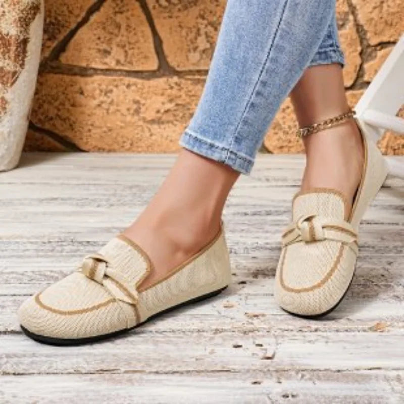 Women Flats 2025 New Knitted Breathable Flat Shoes Women Large Size Lightweight Loafers Anti-Slip Casual Flat Sneakers Women
