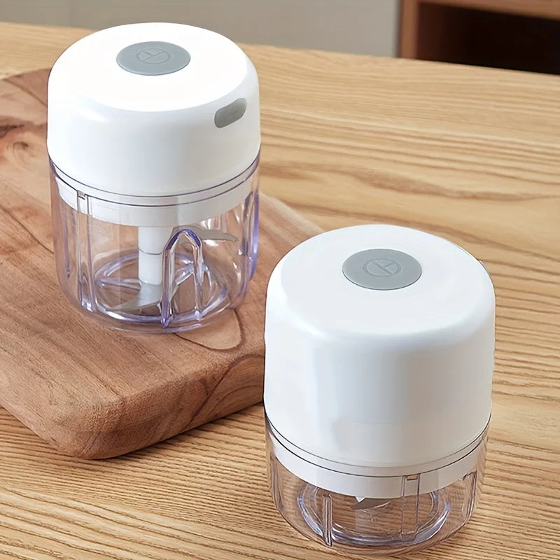 250ml mini rechargeable garlic chopper and meat grinder, durable and sturdy, suitable for grinding garlic, chili, onions, ground meat, nuts, and more