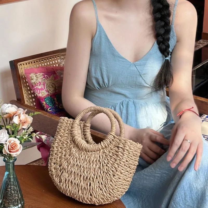 Hand Woven Straw Semicircle Tote Bag Large Capacity Handheld Crossbody 2-in-1 Beach Vacation Fashion Bag for Women