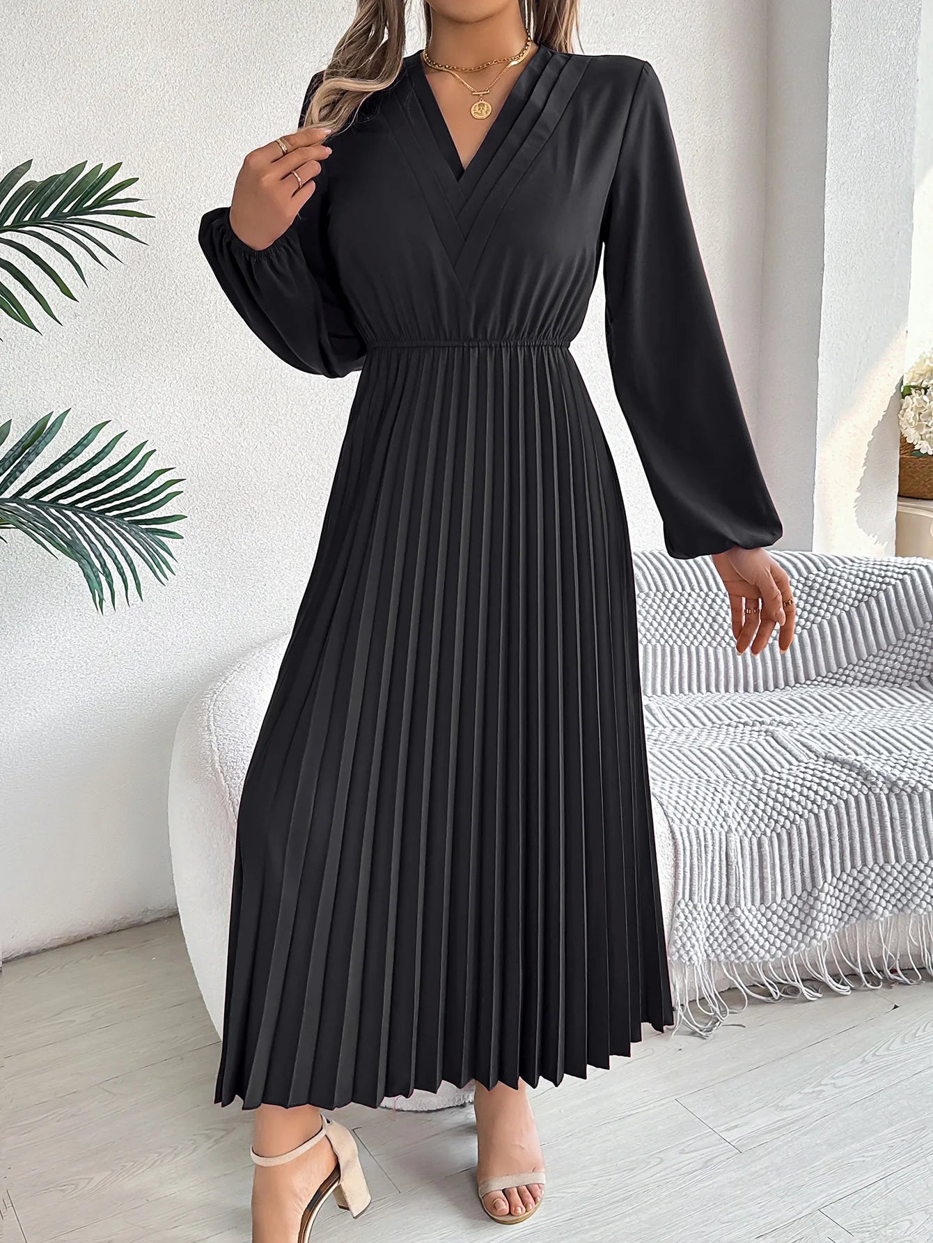 Women's Elegant Solid Color V-Neck Waist-Cinching Long Sleeve Midi Dress with Pleated Ruffles | Spring Autumn Fashion