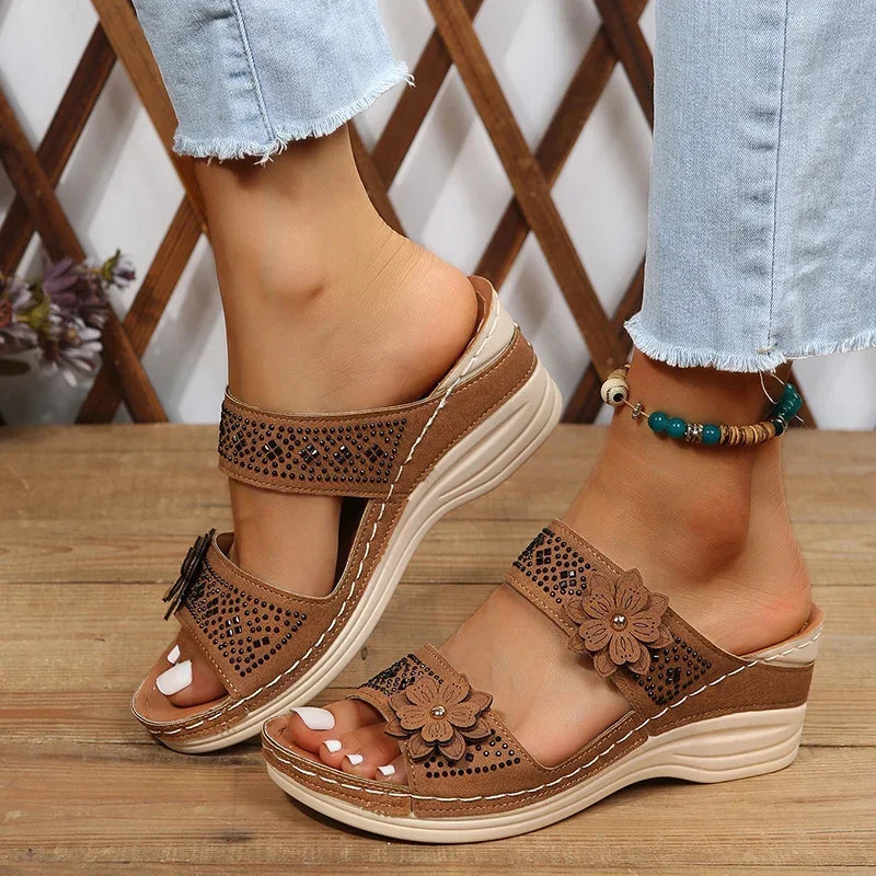 2024 Summer Women Slippers Plus Size Women's Shoes Retro Roman Sandals Women Pu Casual Flower Wedge Sandals Platform Slippers
