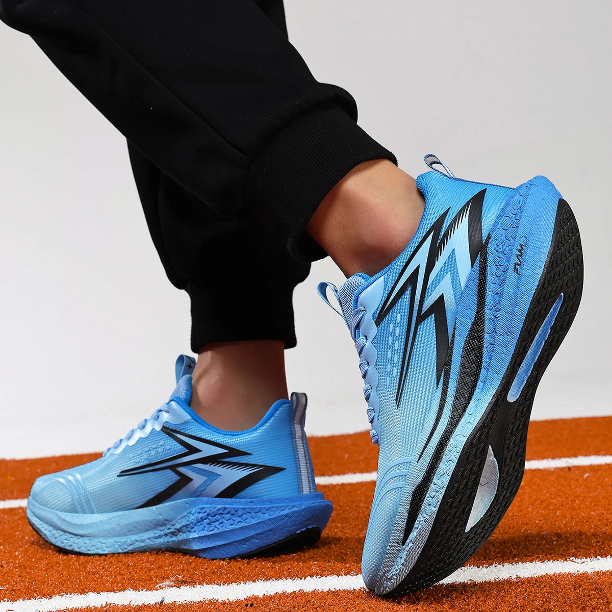 Men Running Shoes Speciality Marathon Sports Shoes Breathable Lightweight Carbon Board Women's Trend Athletic Sneakers Women
